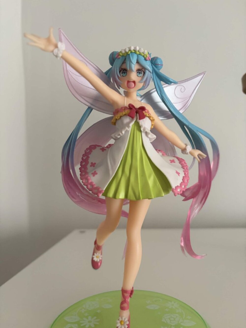 Figurines Bundle - Picture 2 of 7